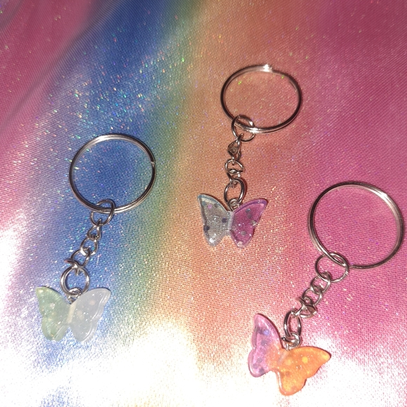 3 🦋 keychains - Picture 5 of 6